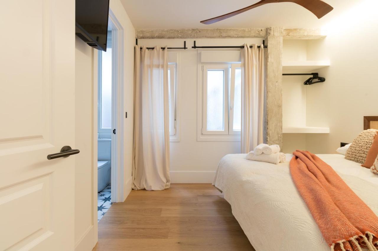 Amplio y moderno apartamento con tarima refrescante by Staynnapartments Bilbao Exterior foto